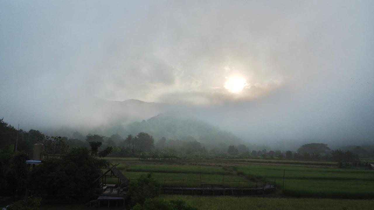 Bantaphan Homestay Nan Exterior foto